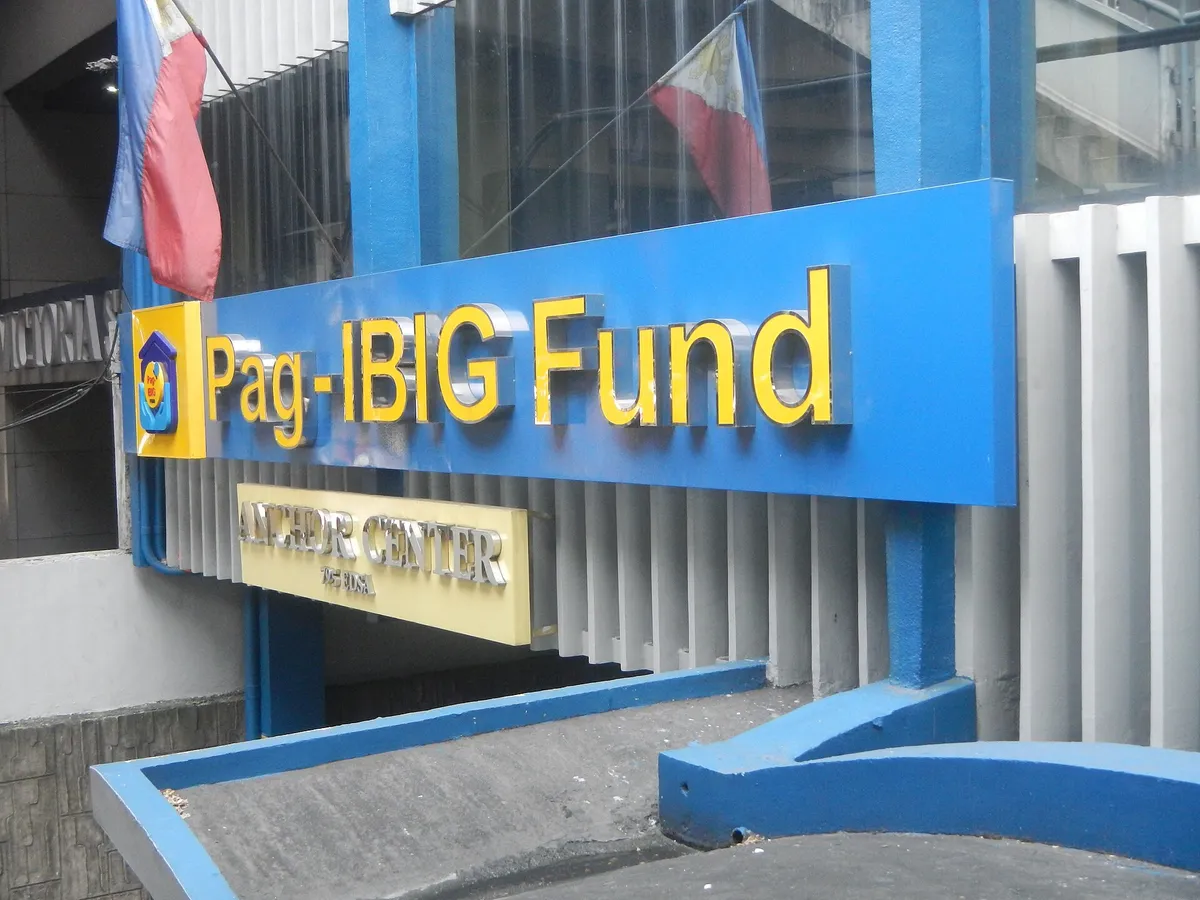 Pag-IBIG Fund Anchor Center office signage at 795 EDSA in Quezon City