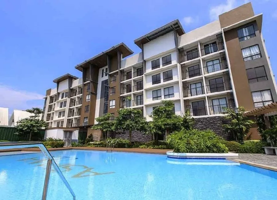 1BR Condo with 2 Bathrooms in Parañaque