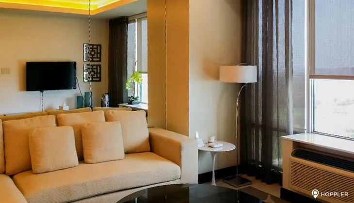2BR Fully Furnished Condo in Prime Taguig