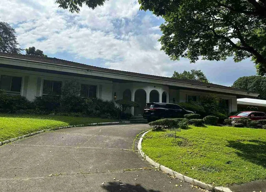Prime Development Lot in Makati - 2502 sqm