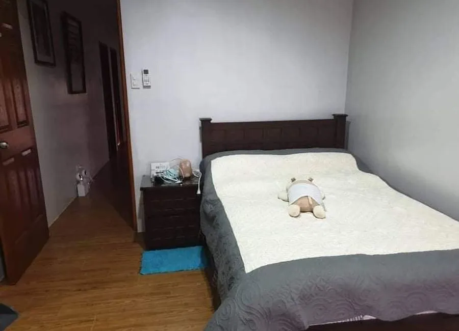 5-Bedroom House and Lot for Sale in Sun Valley Avenue, Antipolo