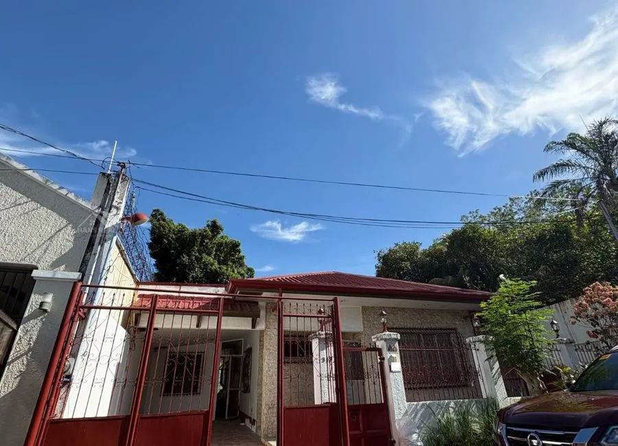 3BR Modern House and Lot in Las Piñas, Metro Manila