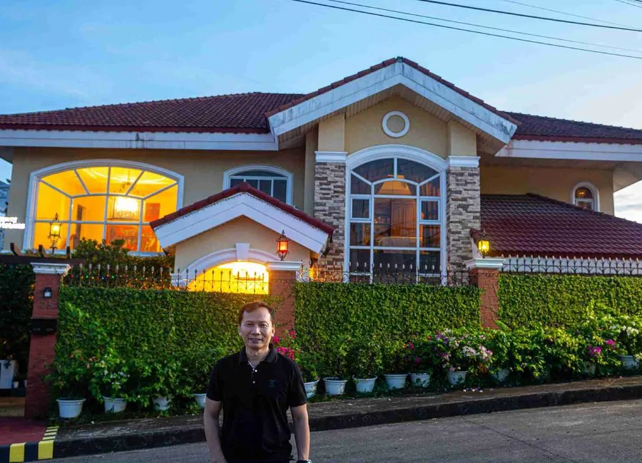 7BR Luxury House and Lot in Consolacion, Cebu