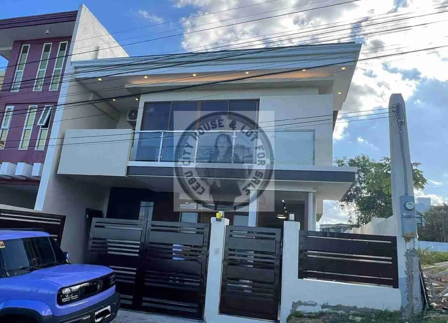 4-Bedroom House and Lot for Sale in Vista Grande, Talisay