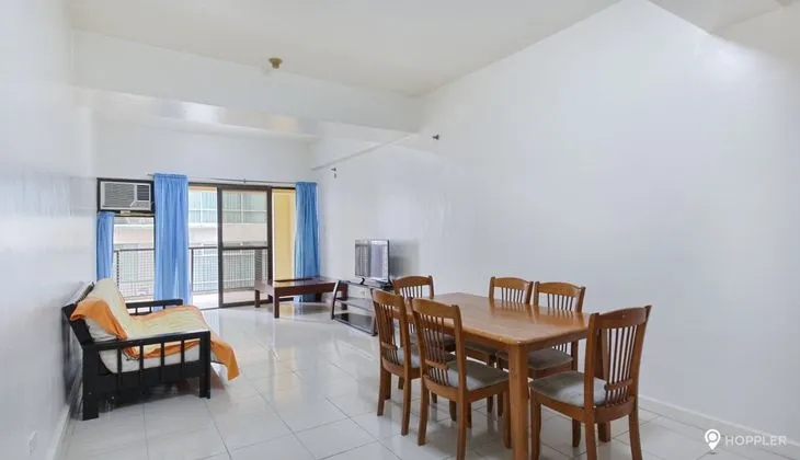 3-Bedroom Condo for Sale in Manhattan Square, Salcedo Village, Makati