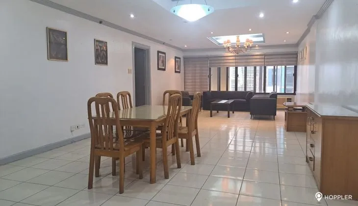 2-Bedroom Condo for Sale in Manhattan Square, Salcedo Village, Makati