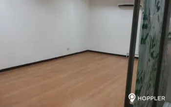 1BR Condo with Prime Pasig Location, Modern Living Space