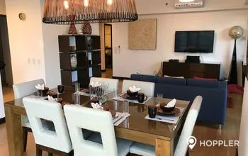 2BR Condo with Balcony in Taguig's Prime Business District