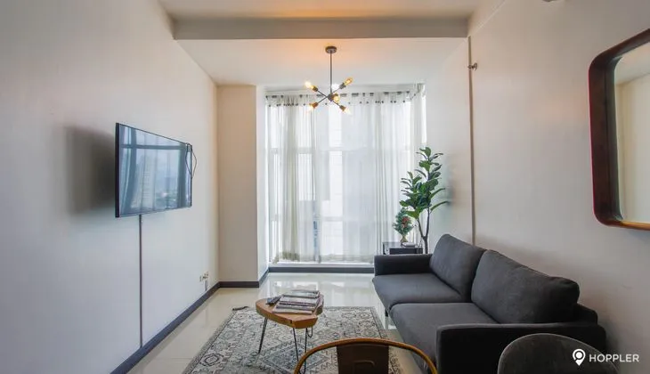 2BR Modern Condo in Prime Taguig Location